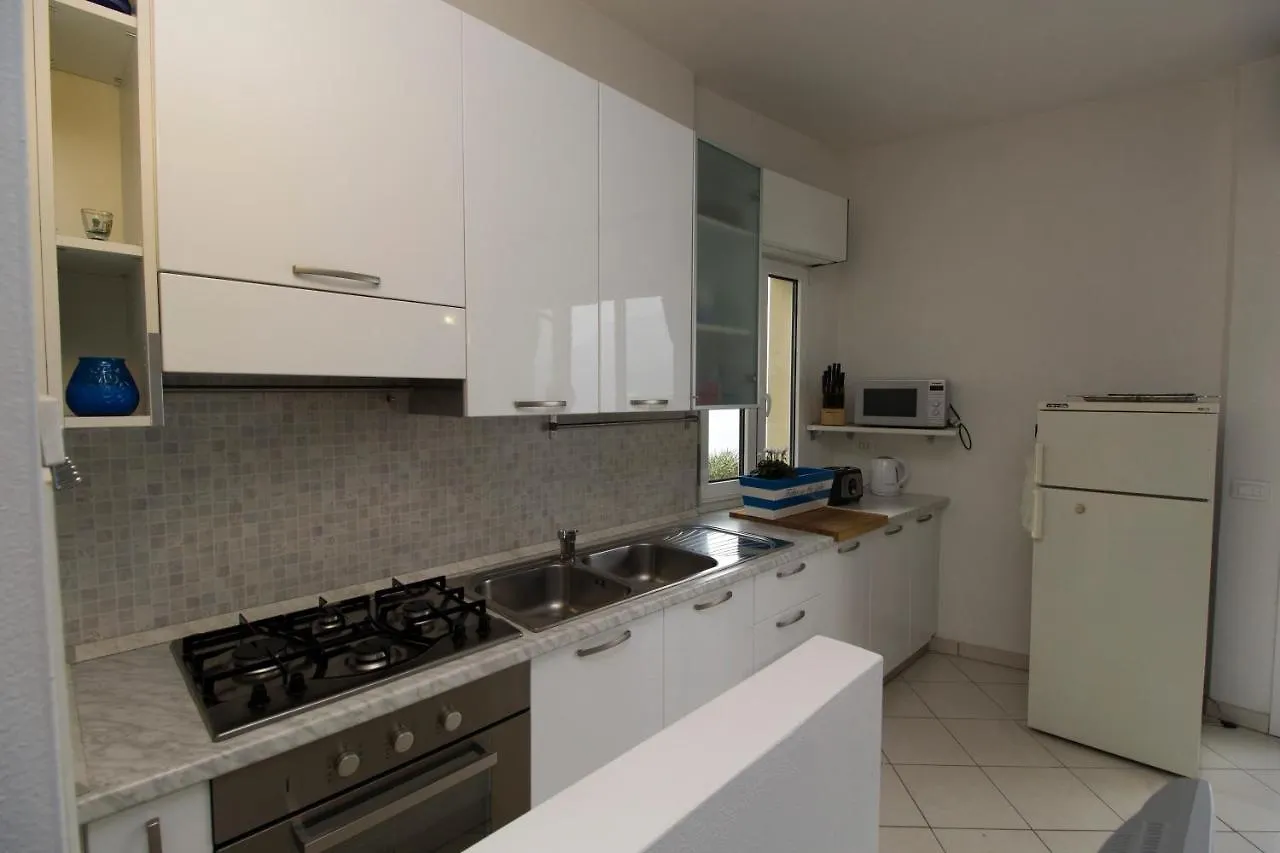 Fides On The Lake Apartment Marone