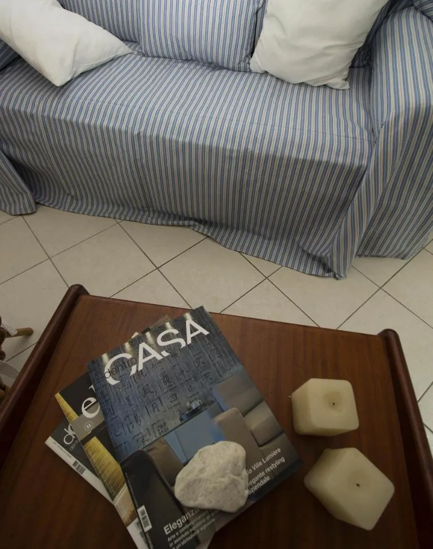 Apartment Fides On The Lake Marone Italy
